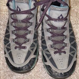 Vasque Women’s Hiking Boots 🥾